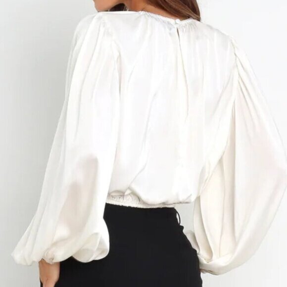 Petal & Pup Women's Long Sleeve Cropped Creamy White Top, Betty, size 4 - Picture 2 of 4